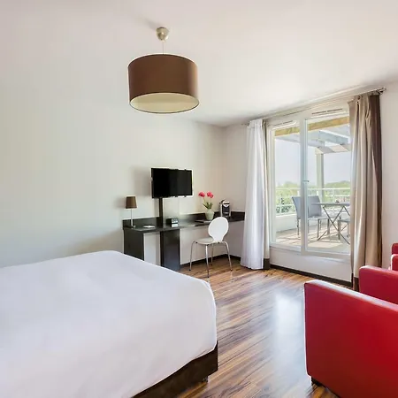Aparthotel Western Park Geneve-thoiry 4*