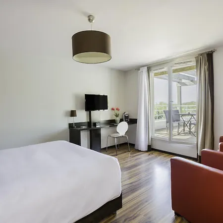 Western Park Geneve-thoiry 4* Thoiry (Ain)