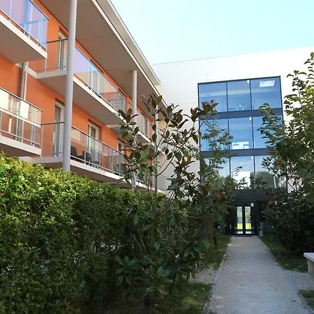 Western Park Geneve-thoiry Appart hôtel 4*